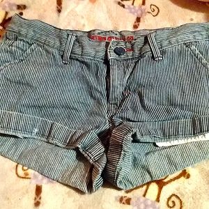 Blue and white striped shorts size 3 in woman